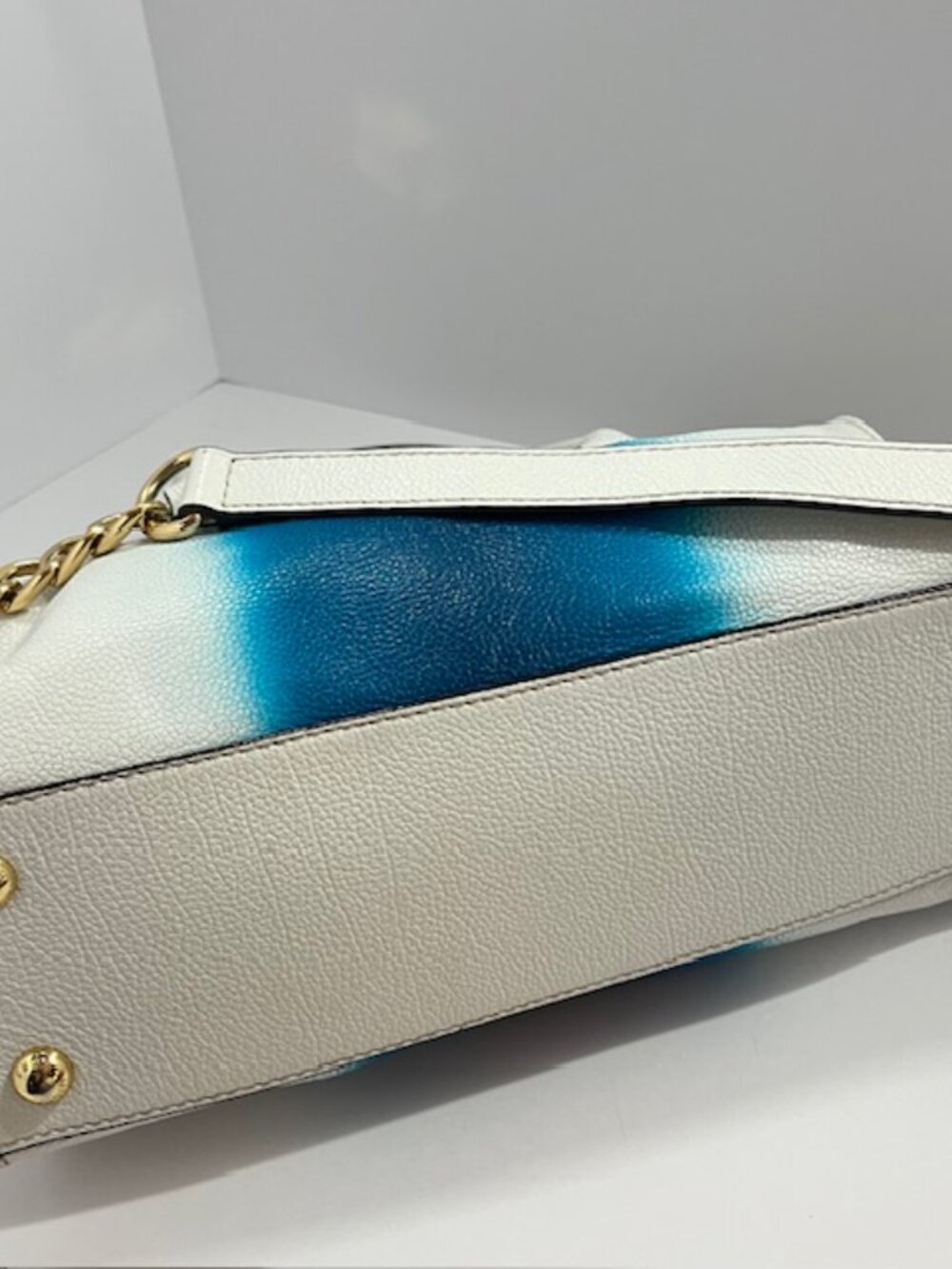 MICHAEL KORS HAMILTON EAST WEST WHITE/BLUE LOCK & KEY LEATHER SATCHEL MEDIUM EUC - Picture 9 of 15